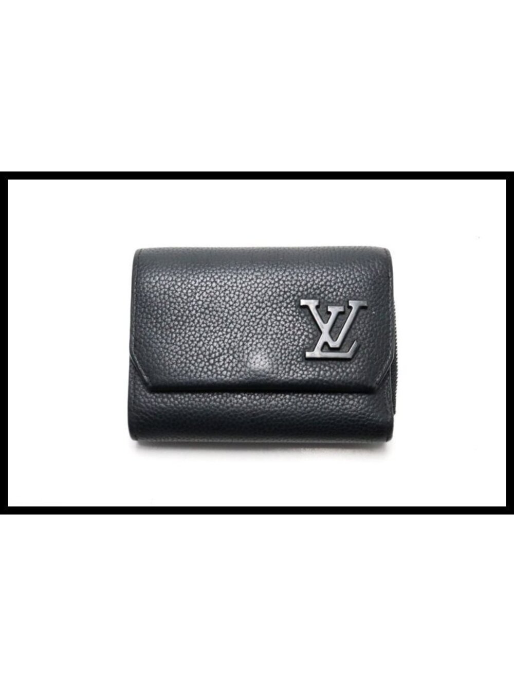 Louis Vuitton LV Aerogram Portefeuille Pilot Compact Leather Trifold Wallet
